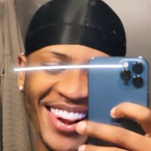 Meet your Posher, Kyle